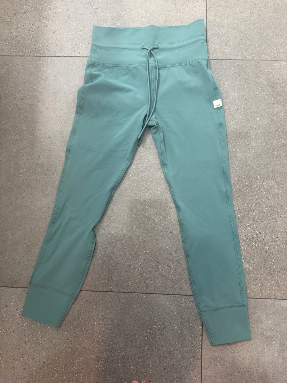 Vuori Daily Leggings-22” inseam